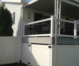 Vinyl Railing with Alumininum Pickets